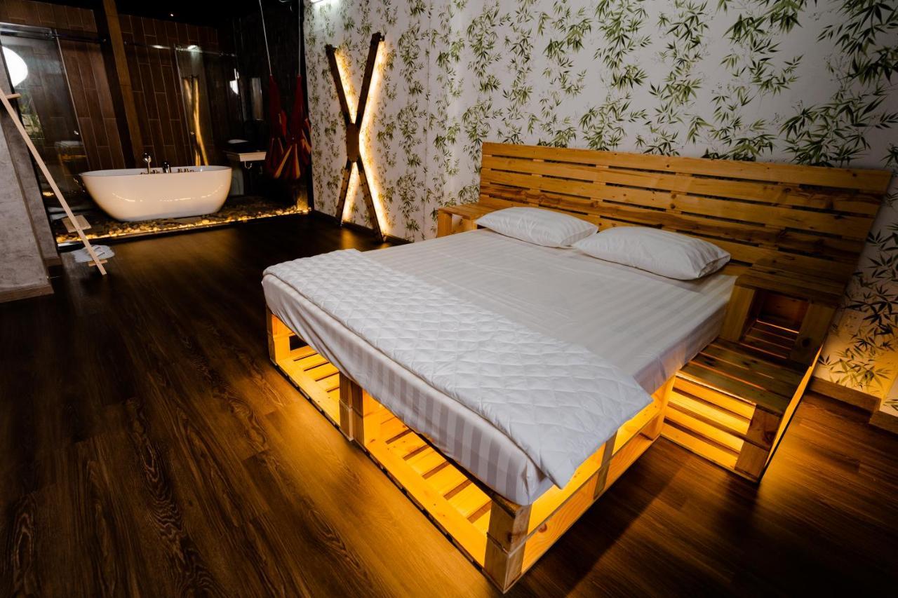Viking Love hotel